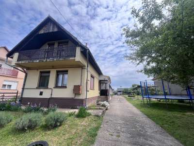 Eladó családi ház - Szolnok (Szandaszőlős) / 3. kép