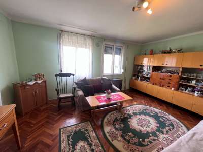 Eladó családi ház - Szolnok (Szandaszőlős) / 9. kép