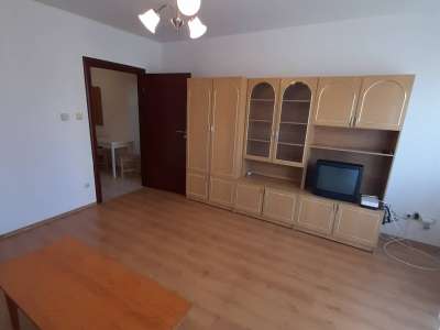 Kiadó téglalakás - Szolnok (Belváros) / 1. kép
