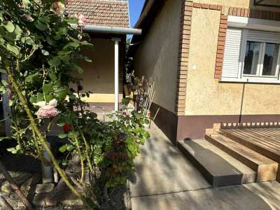 Eladó családi ház - Tószeg / 3. kép