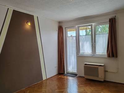 Kiadó téglalakás - Martfű / 1. kép