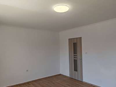 Eladó családi ház - Kengyel / 8. kép