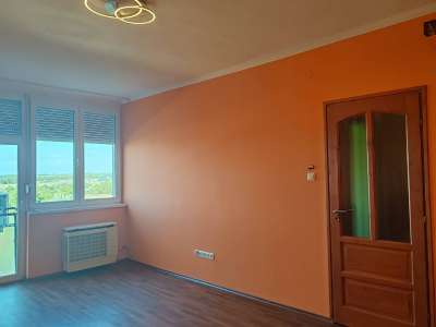 Eladó panellakás - Szolnok (Tallinn) / 2. kép