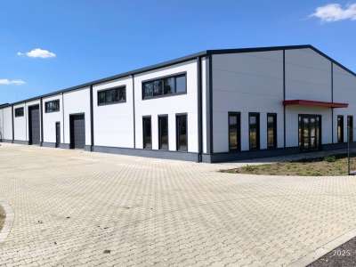 Eladó iparterület - Szolnok (Széchenyi-lakótelep) / 1. kép