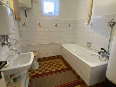 Eladó családi ház - Szolnok (Kórház környéke) / 9. kép