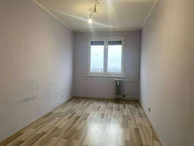 Eladó panellakás - Szolnok (Széchenyi-lakótelep) / 2. kép