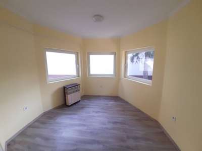 Eladó családi ház - Szolnok (Belváros) / 6. kép
