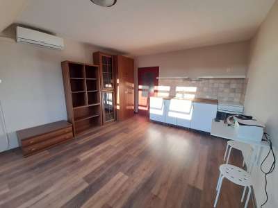 Eladó téglalakás - Szolnok (Belváros) / 3. kép