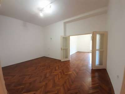 Kiadó téglalakás - Szolnok (Belváros) / 7. kép