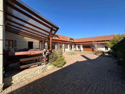 Eladó családi ház - Cegléd / 6. kép