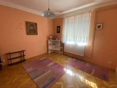 Kiadó téglalakás - Szolnok (Belváros) / 2. kép