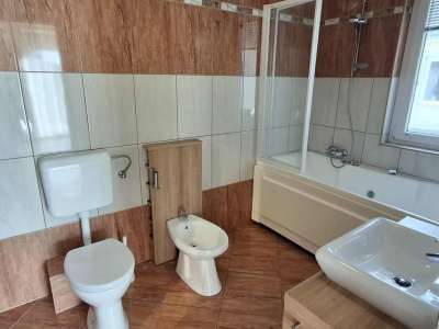 Eladó téglalakás - Szolnok (Belváros) / 9. kép
