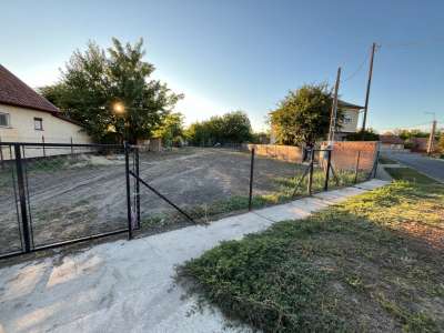 Eladó építési telek - Abony / 3. kép