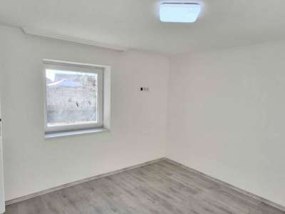 Eladó családi ház - Abony / 4. kép