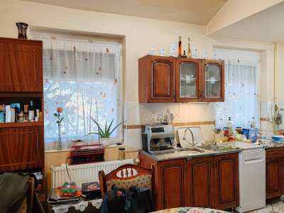 Eladó családi ház - Szolnok (Tenyősziget) / 21. kép