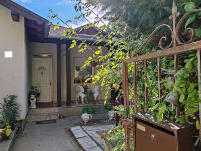 Eladó családi ház - Szolnok (Tenyősziget) / 1. kép