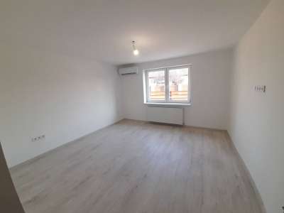 Eladó családi ház - Szolnok (Szandaszőlős) / 4. kép