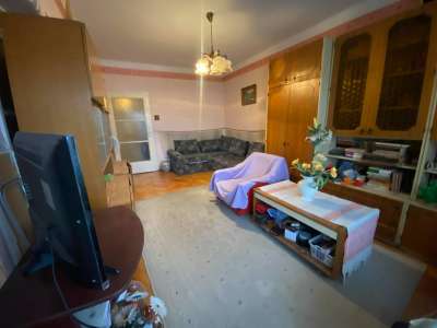 Eladó téglalakás - Szolnok (Vasútállomás környéke) / 2. kép