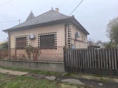 Eladó családi ház - Tiszaföldvár / 2. kép