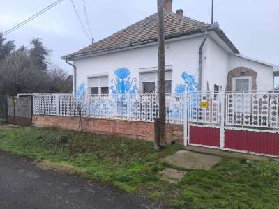 Eladó családi ház - Tiszaföldvár (Tiszaföldvár) / 1. kép