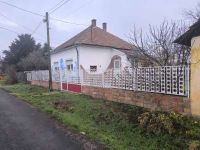 Eladó családi ház - Tiszaföldvár (Tiszaföldvár) / 2. kép