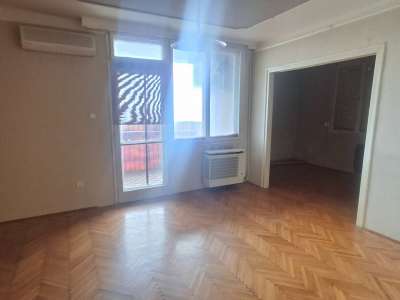 Eladó panellakás - Szolnok (Belváros) / 2. kép