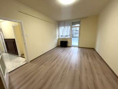 Kiadó téglalakás - Szolnok (Belváros) / 6. kép