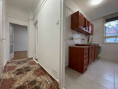 Kiadó téglalakás - Szolnok (Belváros) / 1. kép