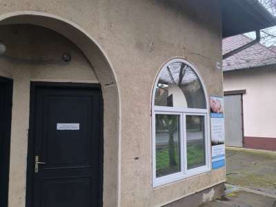 Eladó üzlethelyiség - Martfű (Központ) / 1. kép