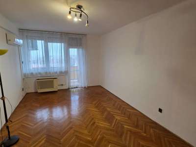 Kiadó téglalakás - Szolnok (Belváros) / 1. kép