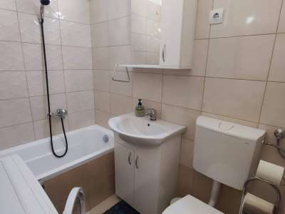 Kiadó téglalakás - Szolnok (Belváros) / 9. kép