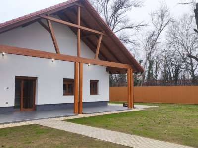 Eladó sorház - Szolnok (Alcsisziget) / 2. kép