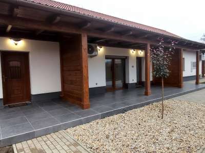 Eladó sorház - Szolnok (Alcsisziget) / 1. kép