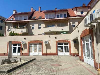 Kiadó üzlethelyiség - Szolnok (Belváros) / 1. kép