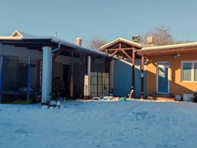 Eladó üzlethelyiség - Szolnok (Szandaszőlős) / 2. kép