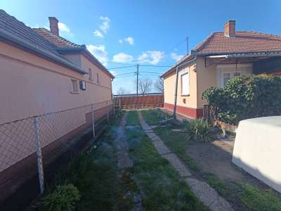 Eladó családi ház - Zagyvarékas / 1. kép