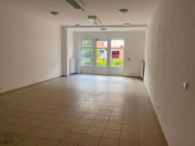 Kiadó üzlethelyiség - Szolnok (Belváros) / 2. kép
