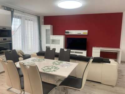 Kiadó téglalakás - Szolnok (Belváros) / 2. kép