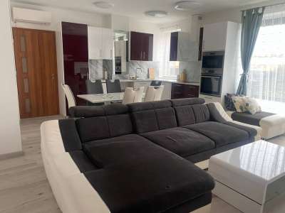 Kiadó téglalakás - Szolnok (Belváros) / 5. kép