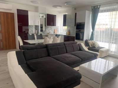 Kiadó téglalakás - Szolnok (Belváros) / 8. kép