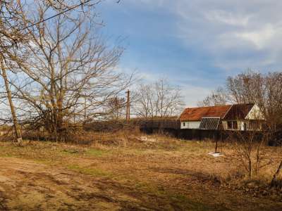 Eladó építési telek - Tápiószentmárton / 1. kép