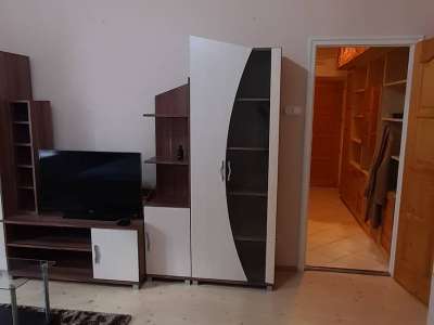 Kiadó téglalakás - Szolnok (Belváros) / 3. kép