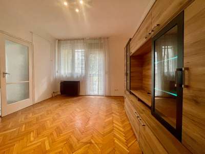 Kiadó téglalakás - Szolnok (Tallinn) / 2. kép