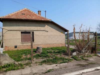 Eladó családi ház - Tiszaföldvár / 2. kép