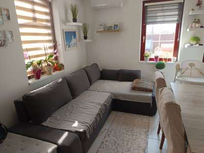 Eladó családi ház - Abony / 1. kép