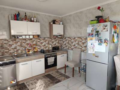 Eladó családi ház - Abony / 5. kép