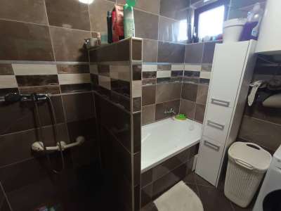 Eladó családi ház - Abony / 12. kép