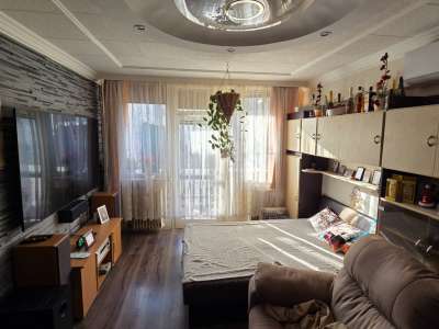 Eladó panellakás - Szolnok (Széchenyi-lakótelep) / 1. kép