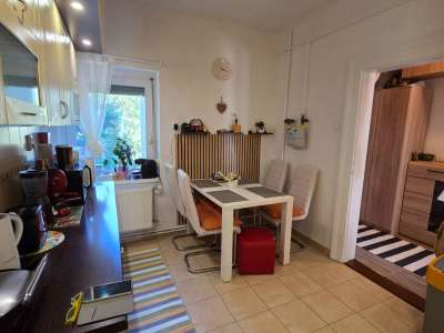 Eladó téglalakás - Szolnok (Kórház környéke) / 3. kép