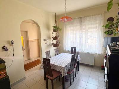 Eladó családi ház - Újszász (Újszász) / 7. kép